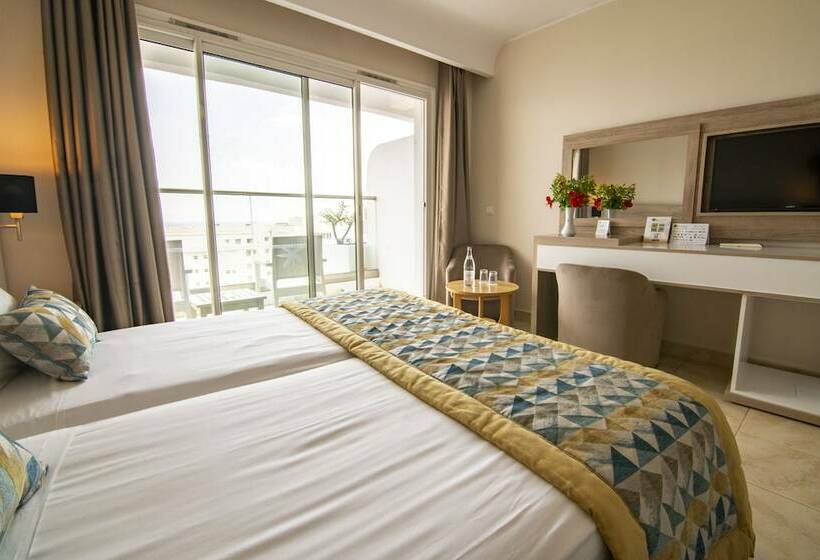 اتاق استاندارد سه نفره, Riadh Palms Resort & Spa