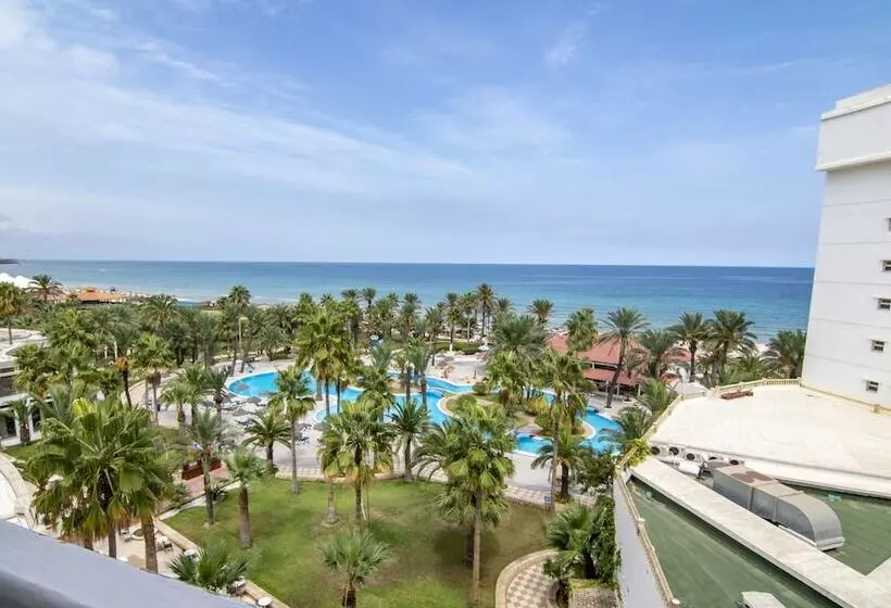 اتاق استاندارد با چشم‌انداز دریا, Riadh Palms Resort & Spa