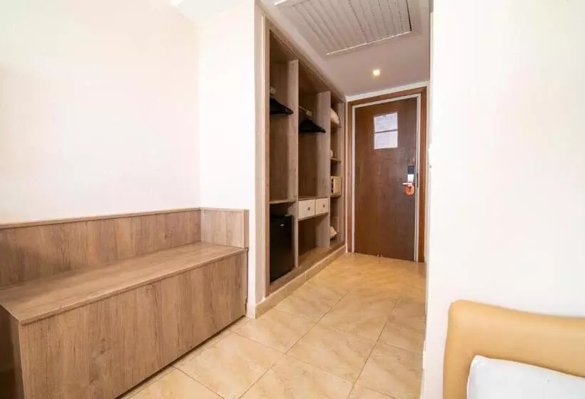 اتاق استاندارد با چشم‌انداز دریا, Riadh Palms Resort & Spa