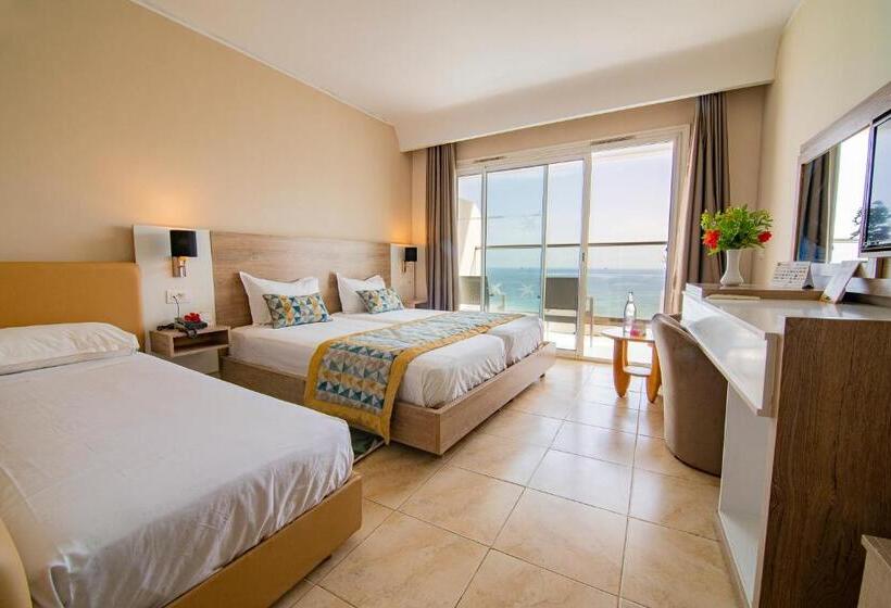 Triple Room Sea View, Riadh Palms Resort & Spa