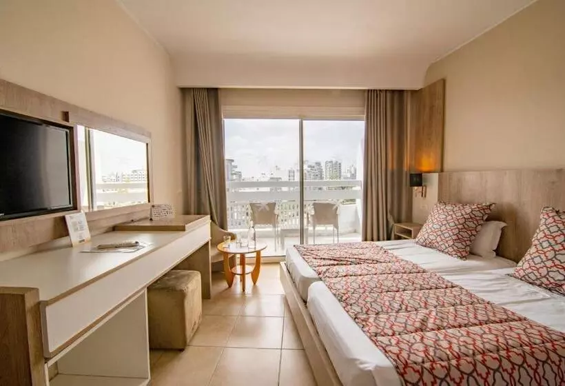 اتاق استاندارد سه نفره, Riadh Palms Resort & Spa