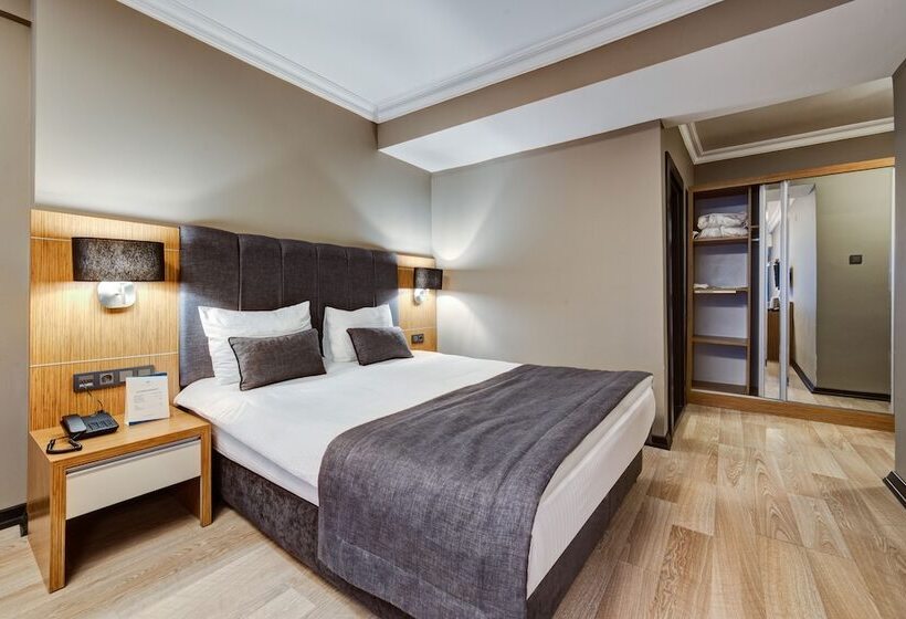 标准间, Sahil Martı