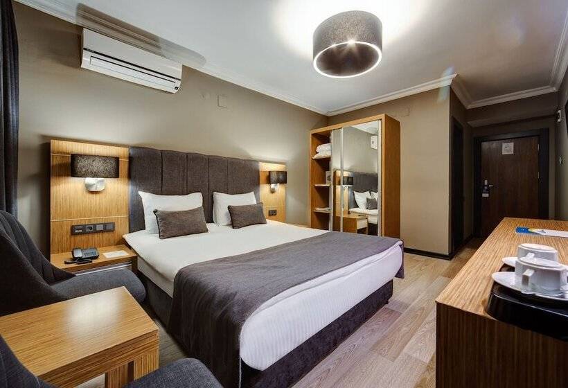 标准间, Sahil Martı