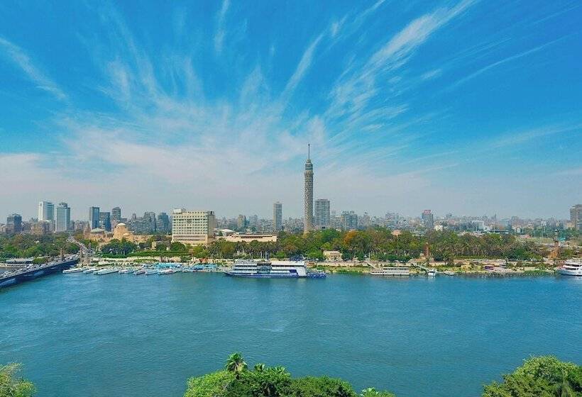 琮城市景观的豪华间, The Nile Ritz Carlton