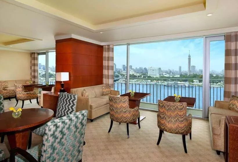 سوئیت پرزیدنت, The Nile Ritz Carlton