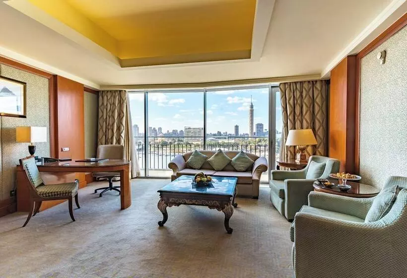 سوئیت پرزیدنت, The Nile Ritz Carlton