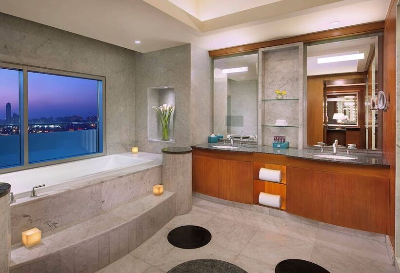 皇家套房, The Nile Ritz Carlton