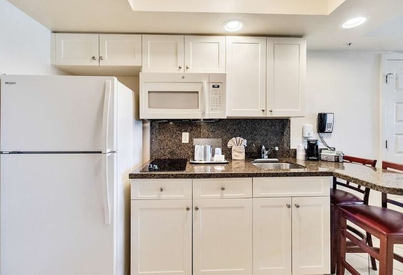 غرفه قياسيه سريرين مزدوجين, Best Western Plus Beach Resort