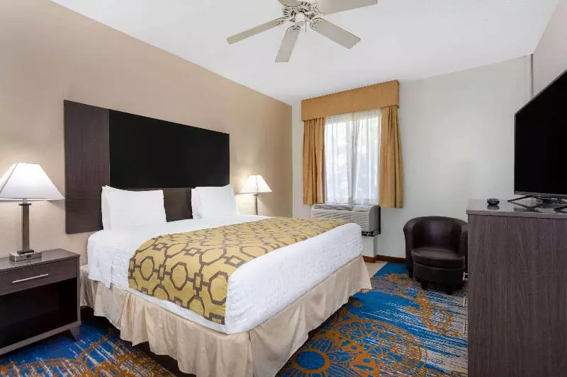 سوئیت با تخت بزرگ, Best Western Airport Albuquerque Innsuites Hotel & Suites