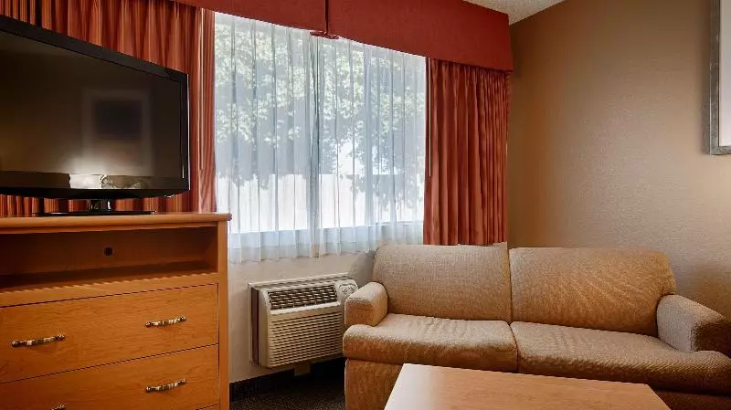 キングサイズベッドのスイートルーム, Best Western Aladdin Inn
