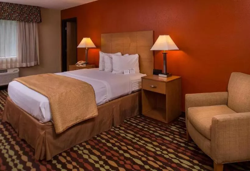 Deluxe Suite King Bed, Best Western Ambassador Inn & Suites