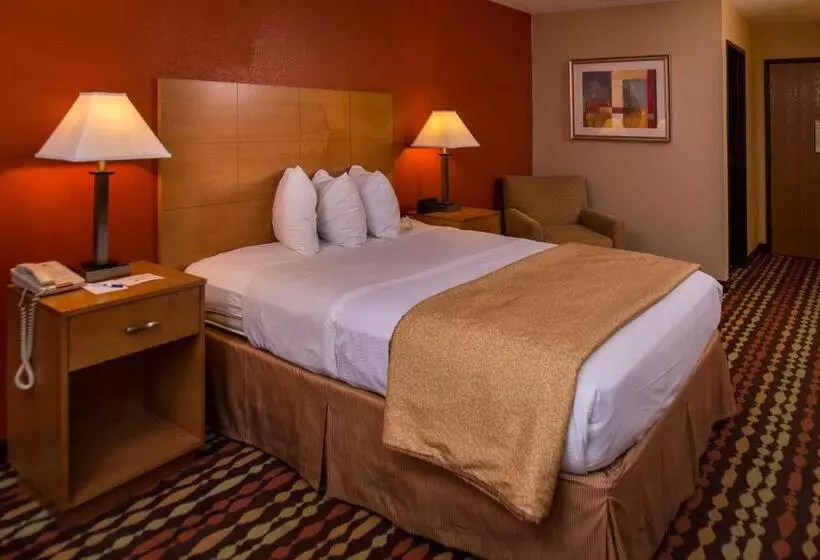 Deluxe Suite King Bed, Best Western Ambassador Inn & Suites