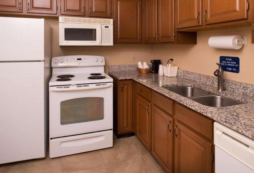 豪华套房, Best Western Ambassador Inn & Suites