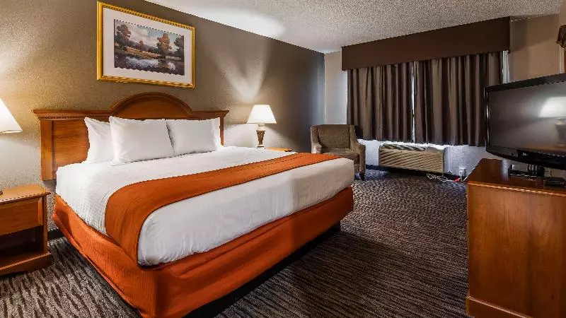 キングサイズベッドのスイートルーム, Best Western Gateway Adirondack Inn