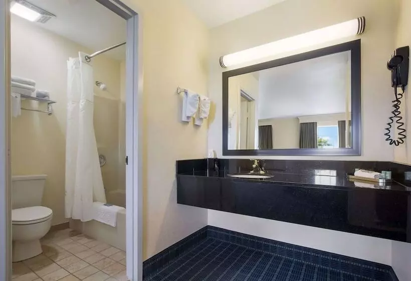 2ダブルベッドのスタンダードルーム, Best Western Parkside Inn