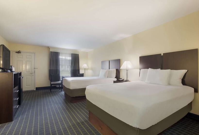 غرفه قياسيه سريرين مزدوجين, Best Western Parkside Inn