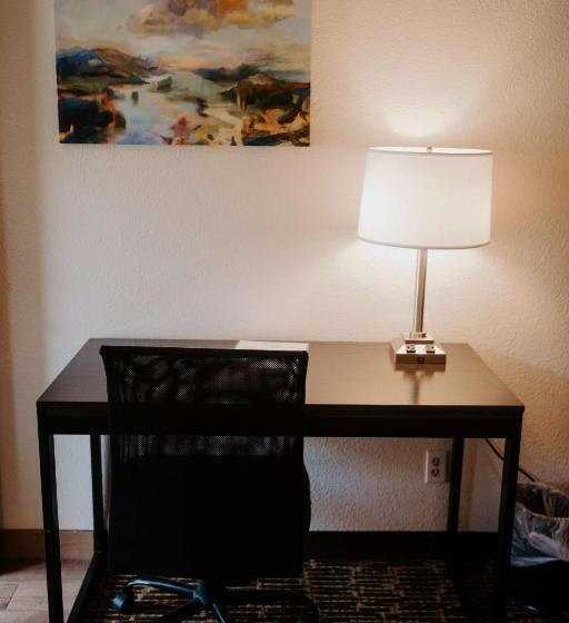 스탠다드 룸 킹사이즈 침대, Best Western Sonoma Winegrower's Inn