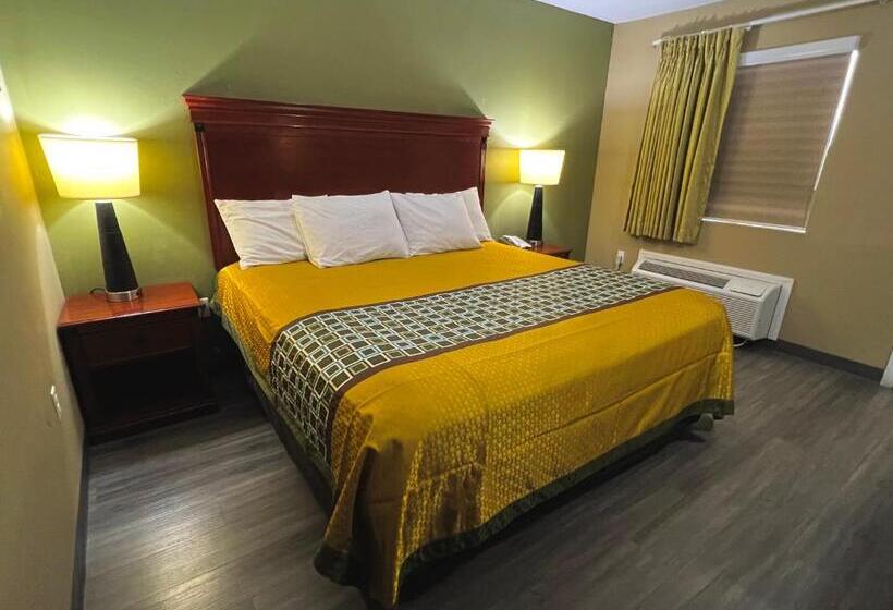 Стандартный Номер Кровать Кинг, Deluxe Inn Miami Ok