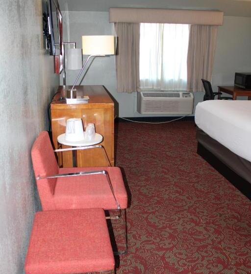 장애인을 위한 킹사이즈 침대 스탠다드 룸, Clarion Hotel Bakersfield North