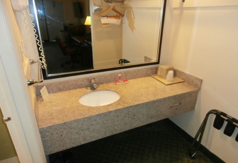 ２ダブルベッドのスタンダードルーム, Econo Lodge