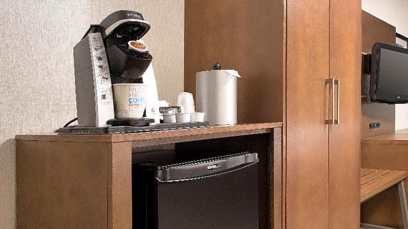 キングサイズベッドのスタンダードルーム, Holiday Inn Express Baltimore At The Stadiums, An Ihg