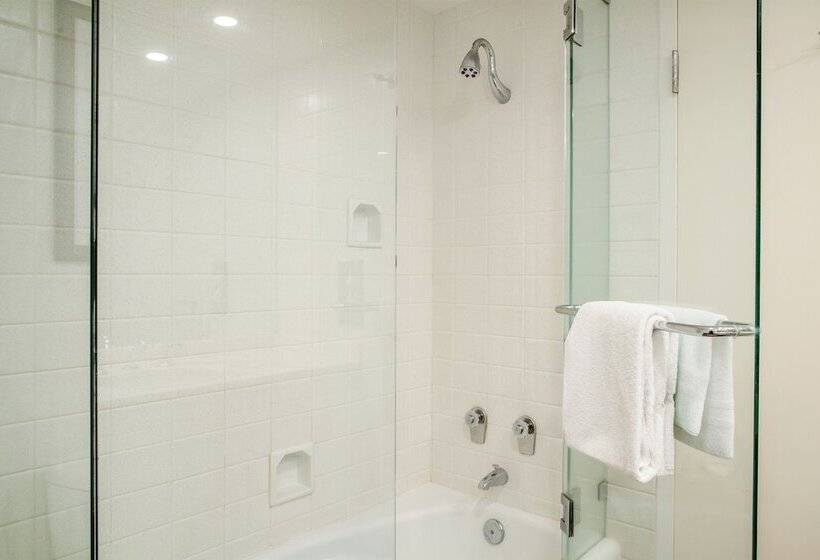 Номер Deluxe, Little America Hotel & Resort Cheyenne