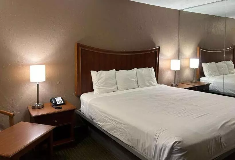 Standard-huone King-vuode, Motel 6 Ada, Ok