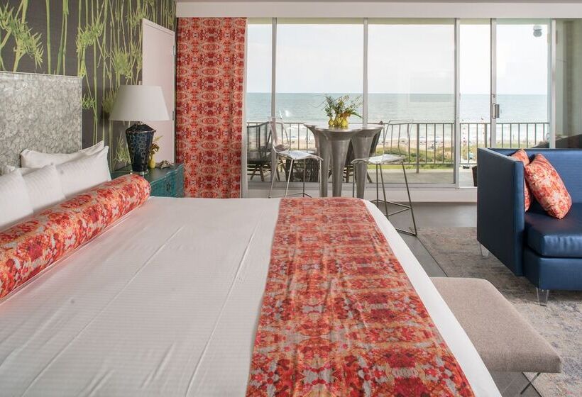 جناح مطلّ علي البحر, Trailborn Surf & Sound