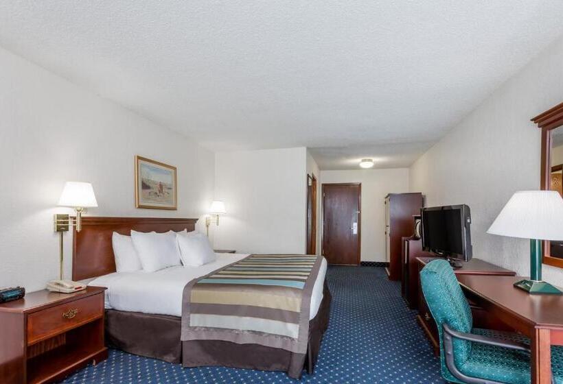 מיטת קינג בסוויטה, Baymont By Wyndham Greensboro/coliseum