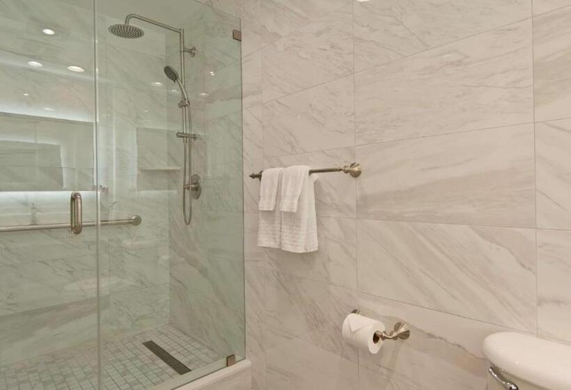 חדר סטנדרט עם מיטת קינג, Best Western Plus Sunset Plaza