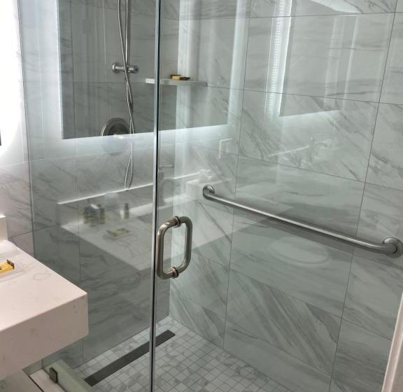 חדר סטנדרט שתי מיטות זוגיות, Best Western Plus Sunset Plaza