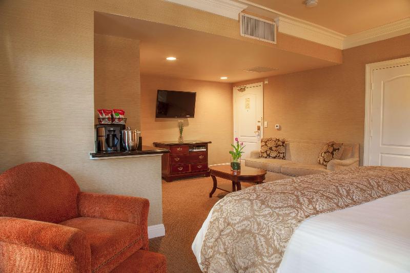 חדר סטנדרט עם מיטת קינג, Best Western Plus Sunset Plaza