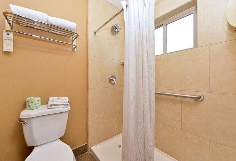 سوییت, Best Western Royal Sun Inn & Suites