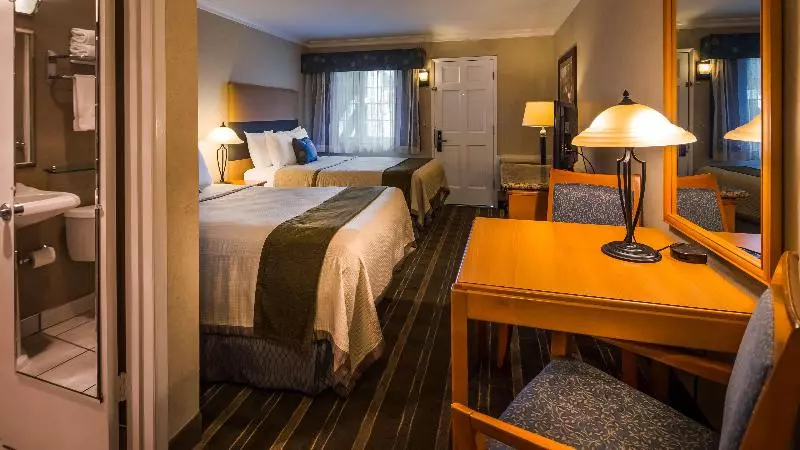 اتاق استاندارد, Best Western University Lodge