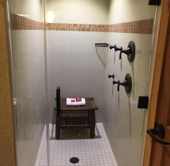 스탠다드 룸 킹사이즈 침대, Brian Head Lodge