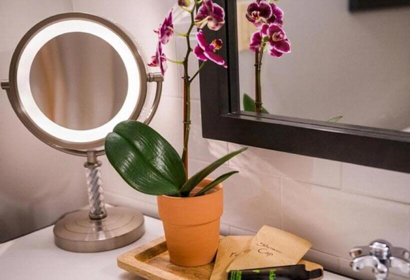 غرفة عائلية, Chaminade Resort & Spa