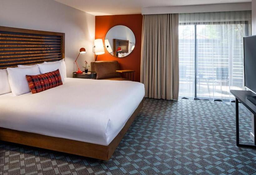 جناح سرير كينج, Chaminade Resort & Spa