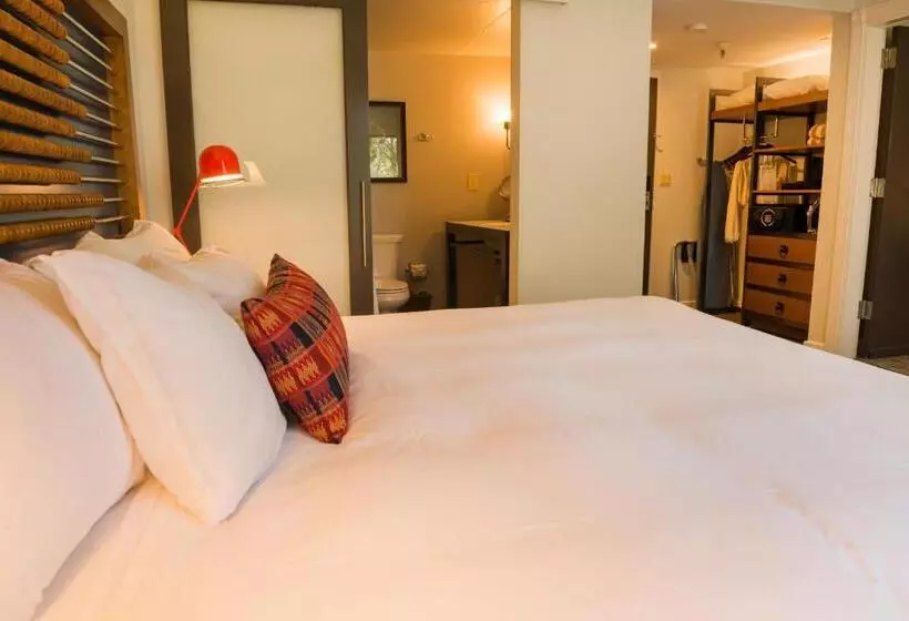 Deluxe-sviitti, Chaminade Resort & Spa