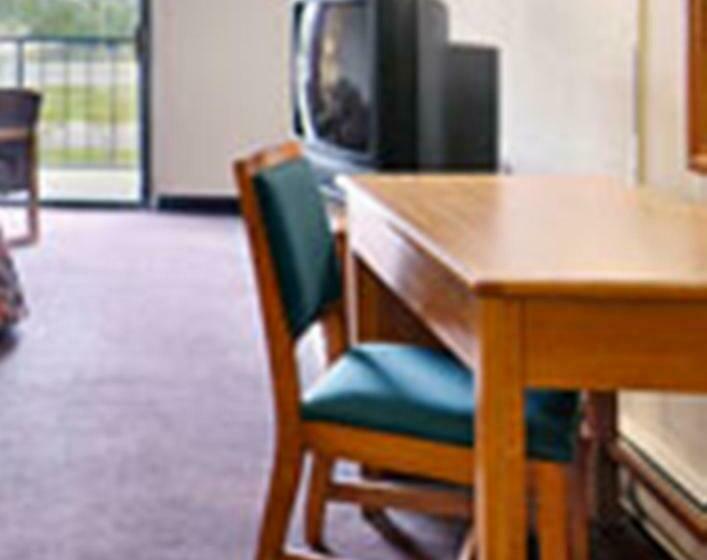 اتاق استاندارد با 2 تخت دوبل, Days Inn By Wyndham Raleigh South