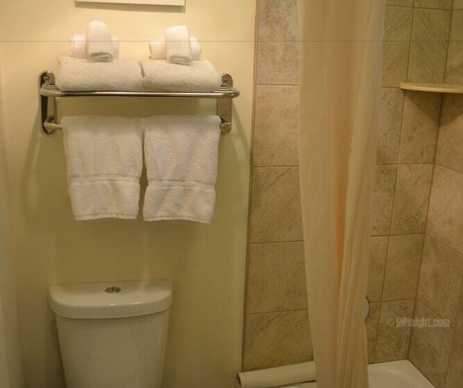 جناح, Days Inn & Suites By Wyndham Lodi