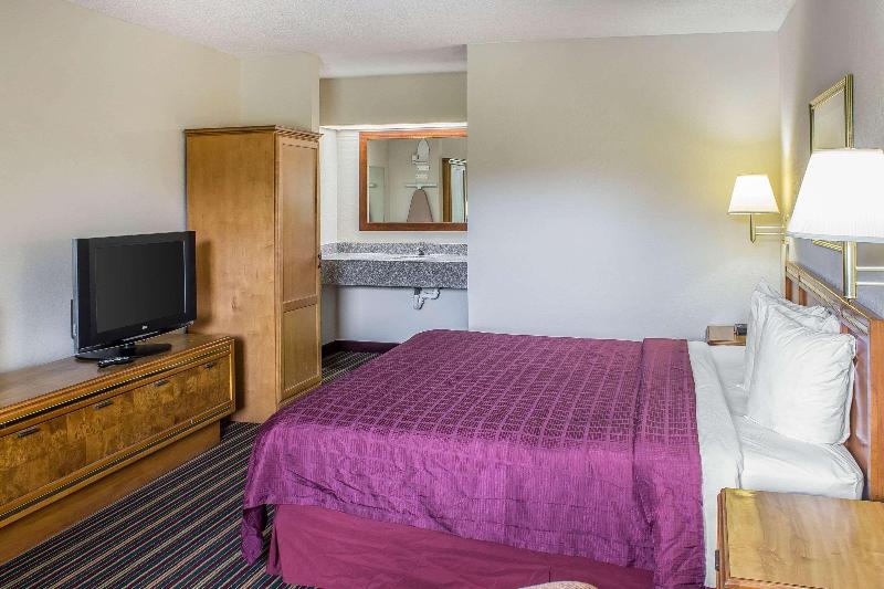 キングサイズベッドのスタンダードルーム, Red Roof Inn Sanford
