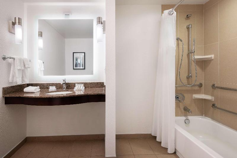 חדר סטנדרט עם מיטת קינג, Hilton Garden Inn Denver/cherry Creek
