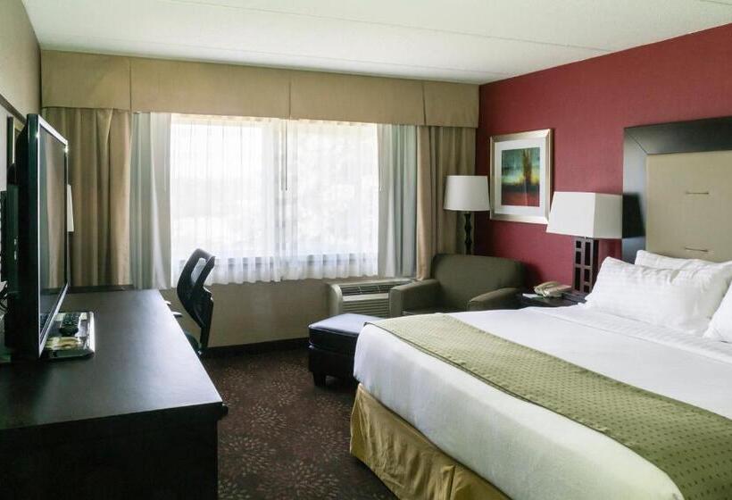 Стандартный Номер Кровать Кинг, Holiday Inn Express Big Rapids, An Ihg