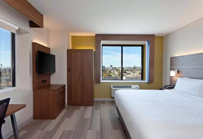 Sviitti Liikuntarajoitteisille, Holiday Inn Express Los Angeles Lax Airport, An Ihg