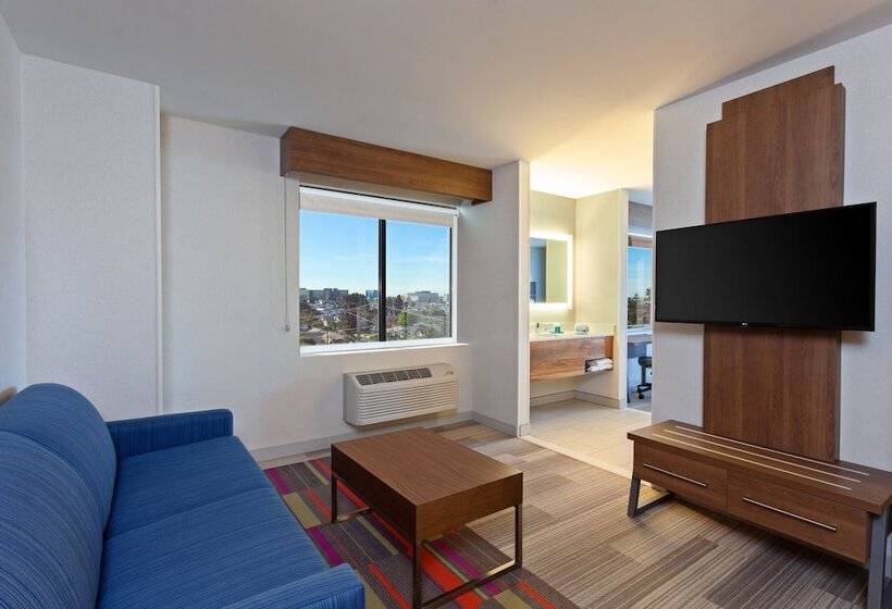 Люкс Адаптированный для Инвалидов, Holiday Inn Express Los Angeles Lax Airport, An Ihg