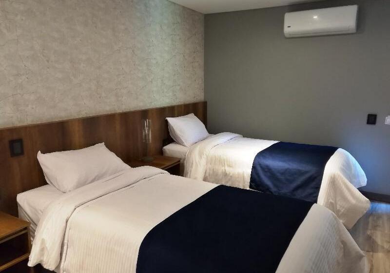 غرفة قياسية, Holiday Inn Express Los Angeles Lax Airport, An Ihg