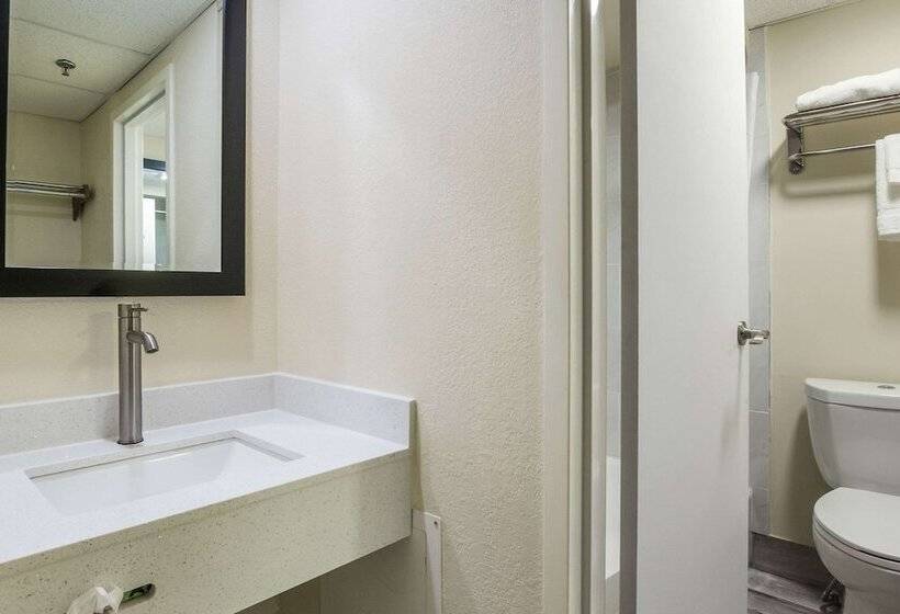 스탠다드 룸 더블 침대 2개, Quality Inn