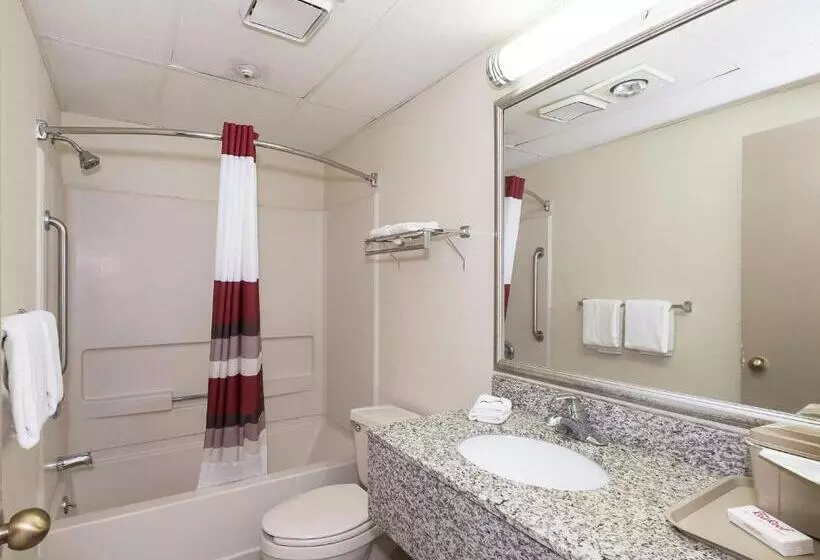 キングサイズベッドのスーペリアルーム, Red Roof Inn Hartford  Vernon