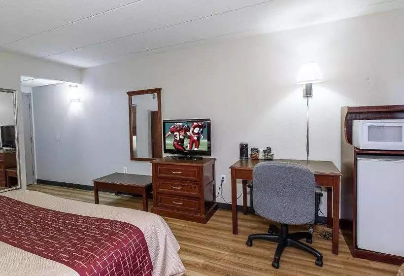 キングサイズベッドのスーペリアルーム, Red Roof Inn Hartford  Vernon