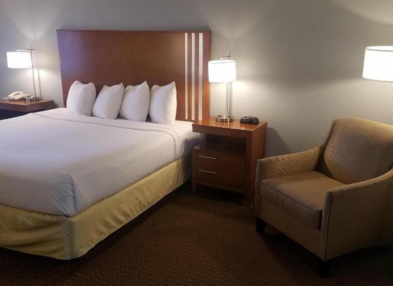 Стандартный Номер Кровать Кинг, Surestay Hotel By Best Western Hollister